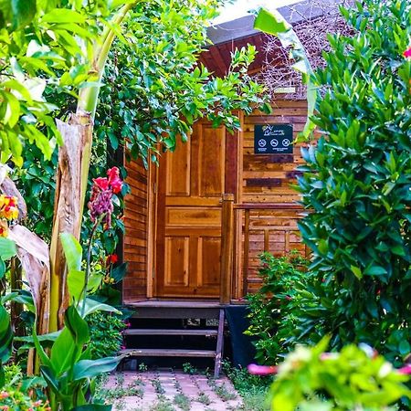 Lemon Garden Lodge Çıralı Eksteriør bilde